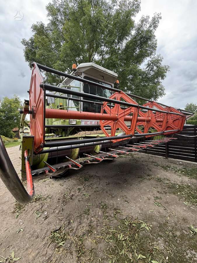 Claas Dominator 96, combine harvesters