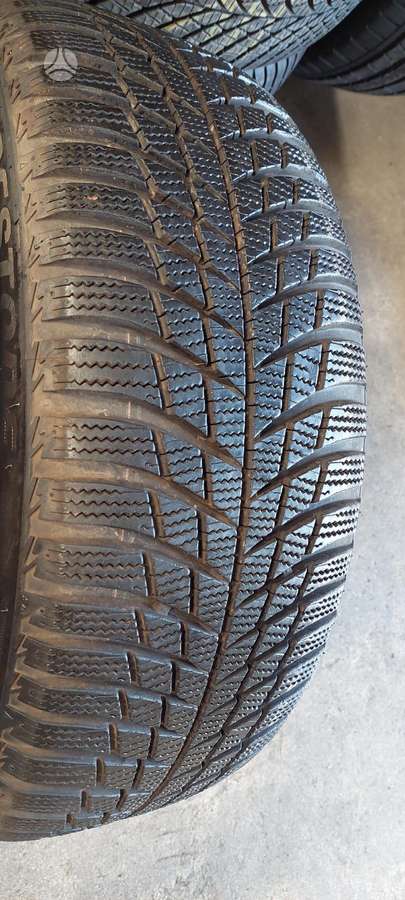 Bridgestone, winter 215/55 R17