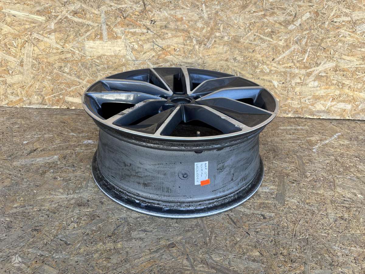 Audi Q3, 8U0601025AH, Cen28267