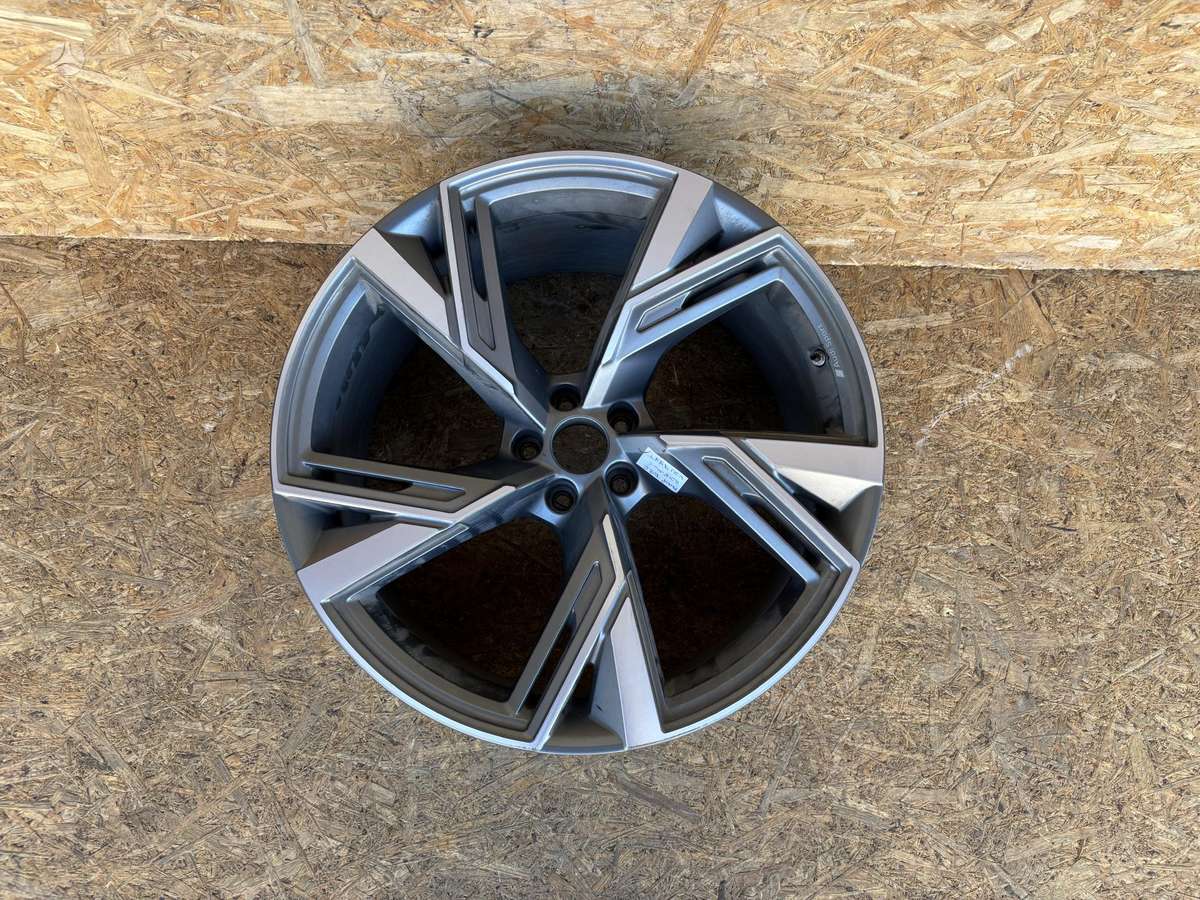Audi RS 6, 4K0601025R, Cen28269