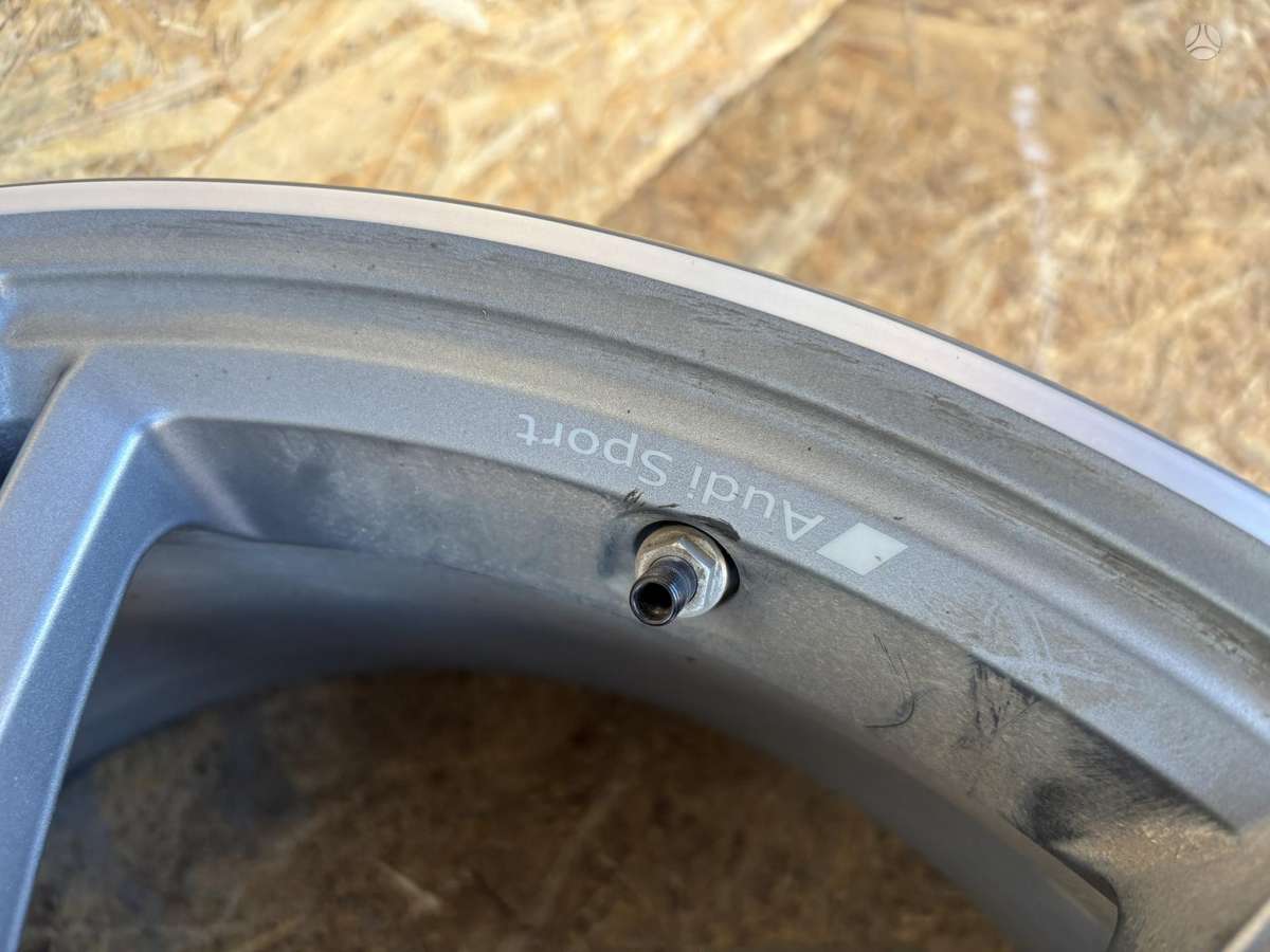 Audi RS 6, 4K0601025R, Cen28269