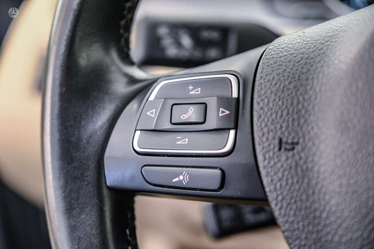 Volkswagen Passat, 1.6 l., universalas