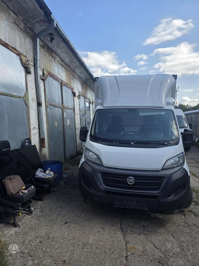 Fiat Ducato, krovininiai mikroautobusai