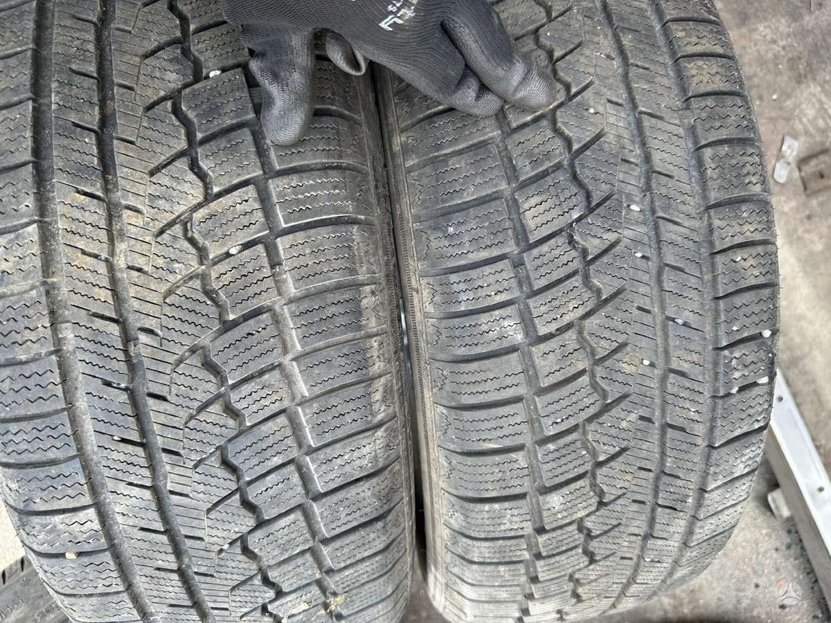 Zeetex, всесезонные 215/55 R17