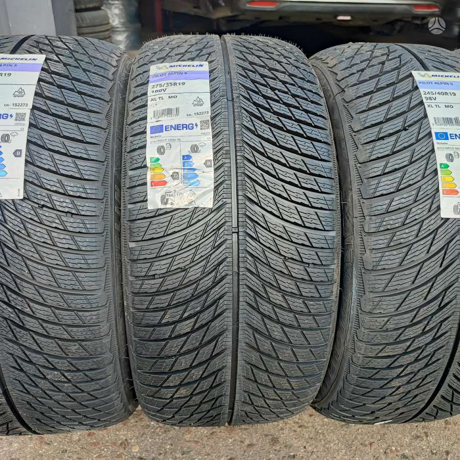 Michelin +245/40-19, winter 275/35 R19