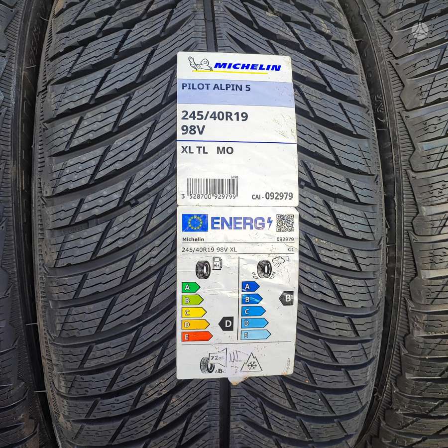 Michelin +245/40-19, winter 275/35 R19