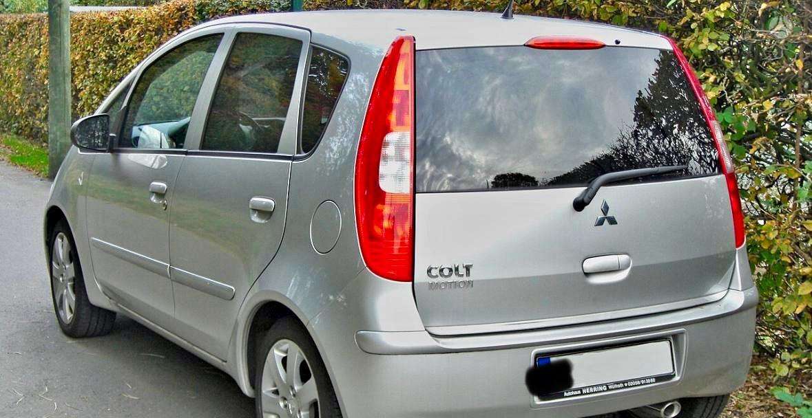 Mitsubishi Colt по частям