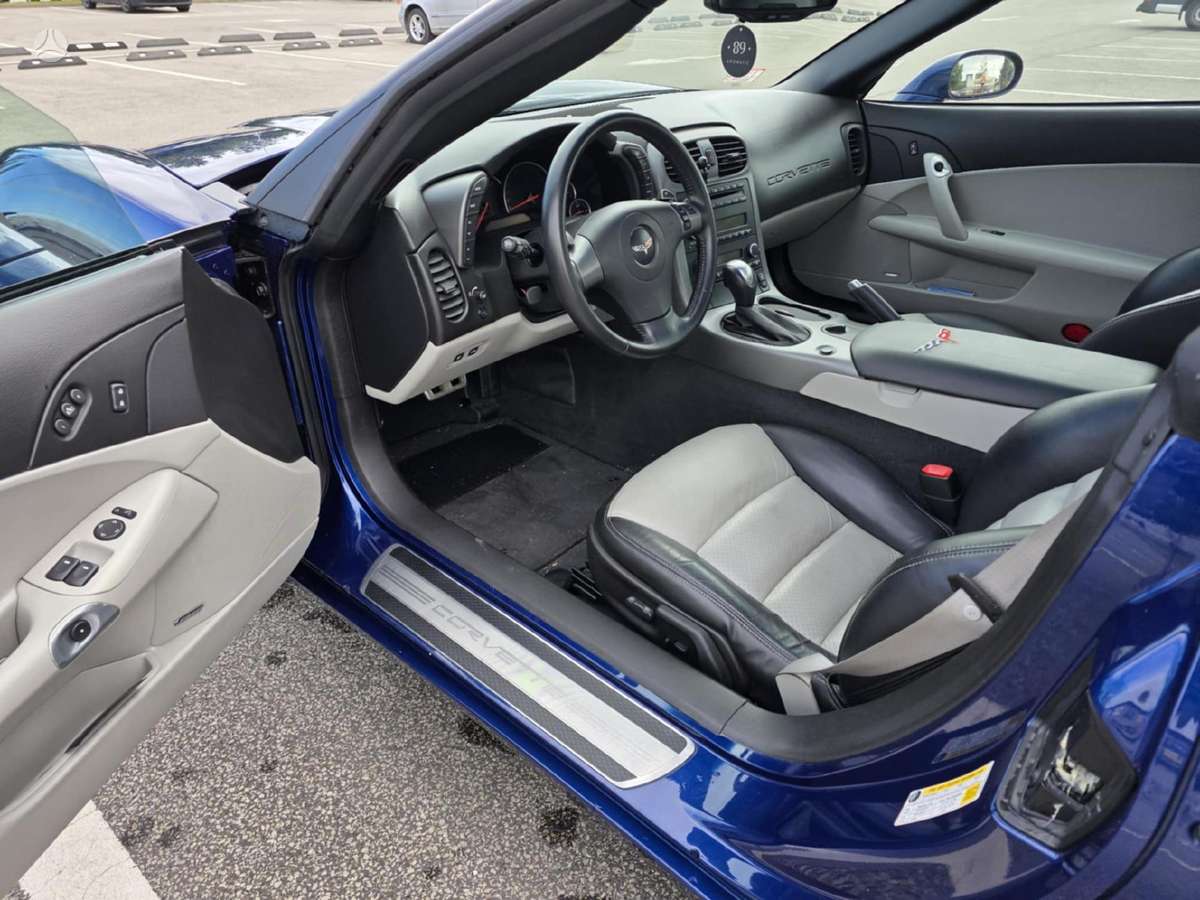 Chevrolet Corvette, 6.0 l., hatchback