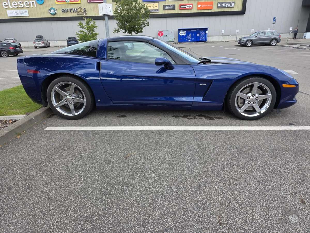 Chevrolet Corvette, 6.0 l., hatchback