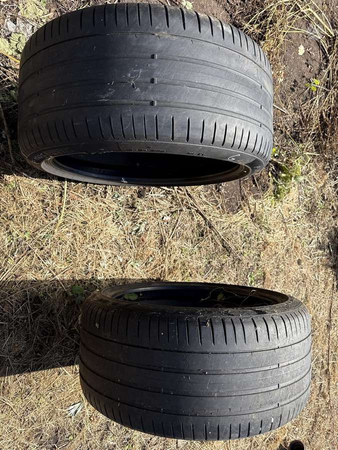 Pirelli, summer 275/35 R21