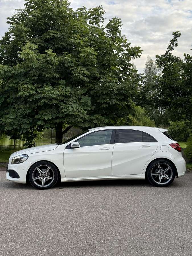 Mercedes-Benz A200, hečbekas