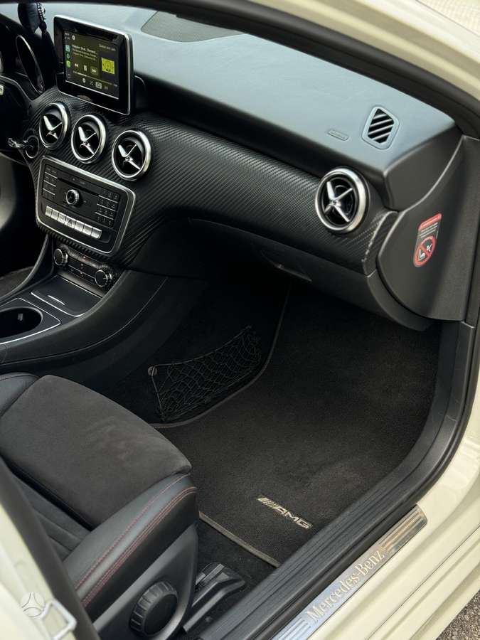 Mercedes-Benz A200, hečbekas