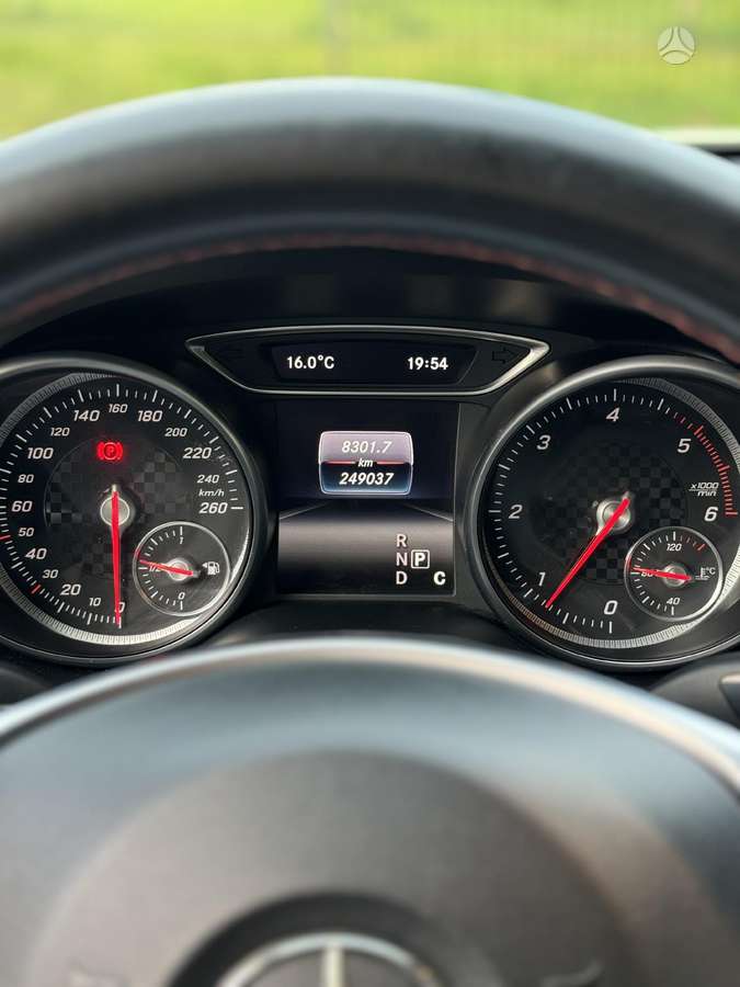 Mercedes-Benz A200, hečbekas
