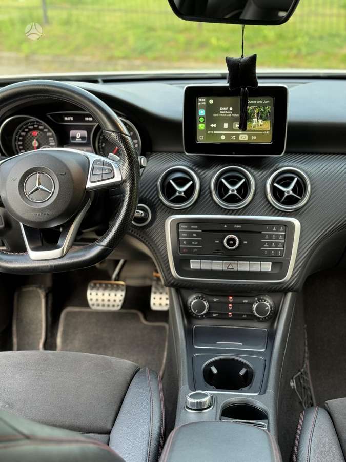Mercedes-Benz A200, hečbekas