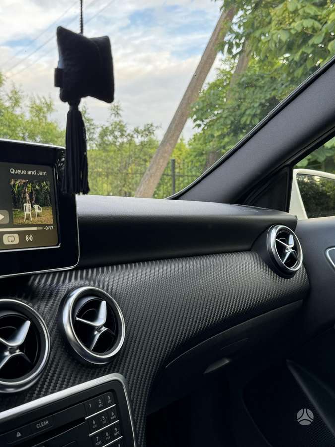Mercedes-Benz A200, hečbekas