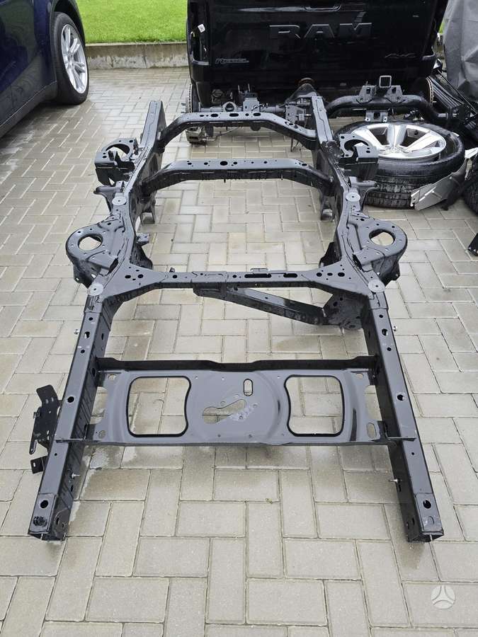 Dodge Ram šasijas detaļas