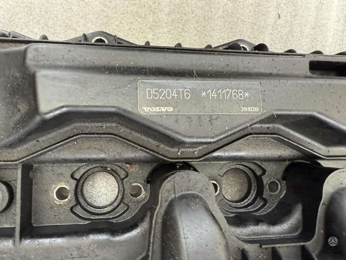 Volvo V40, D5204T6, детали двигателя