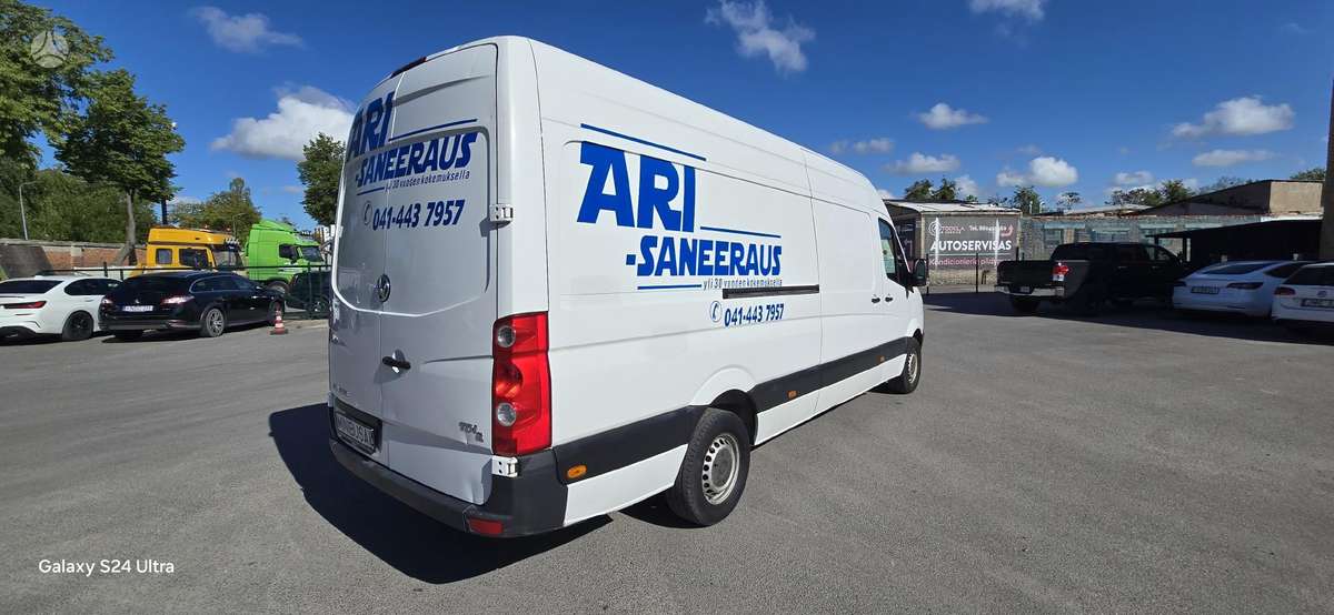 Volkswagen Crafter, cargo vans
