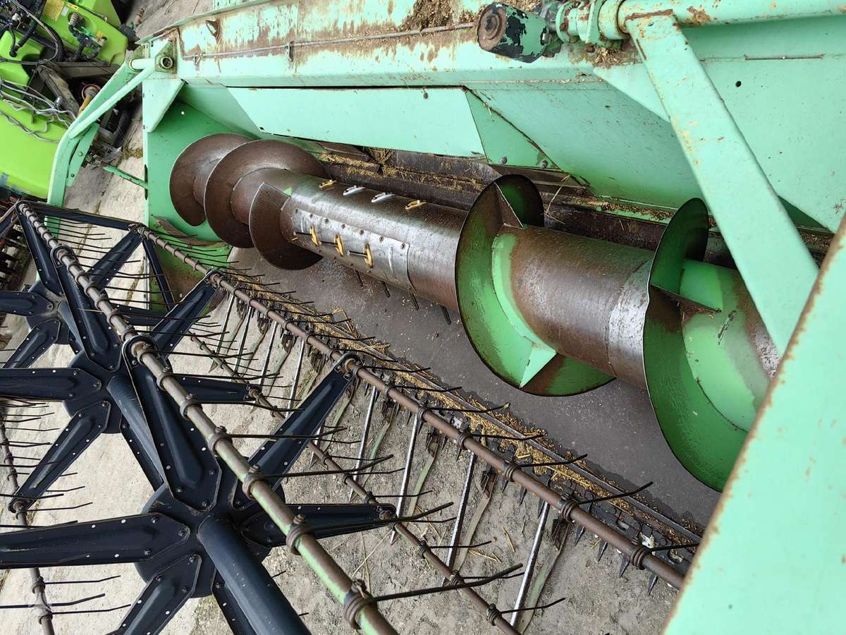 Deutz-Fahr M2385, комбайны