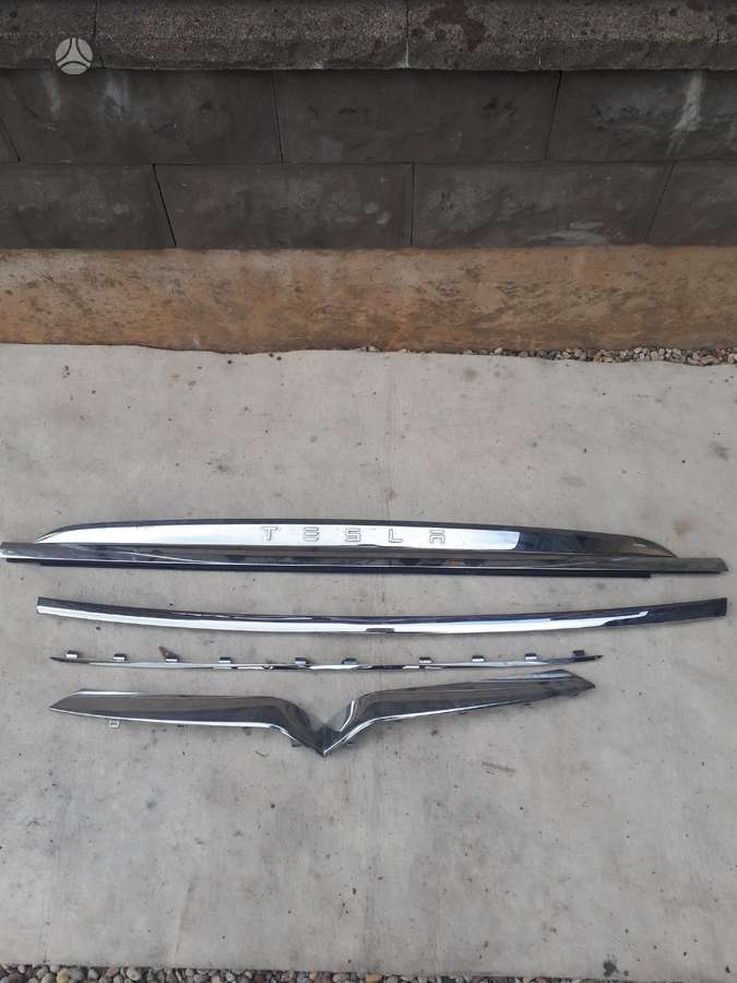 Tesla Model X детали кузова