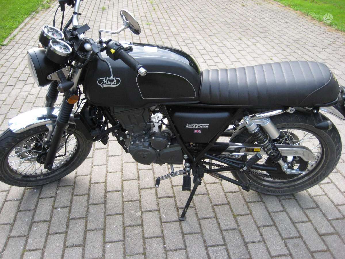 Mash Black Seven 124cc, street / classic