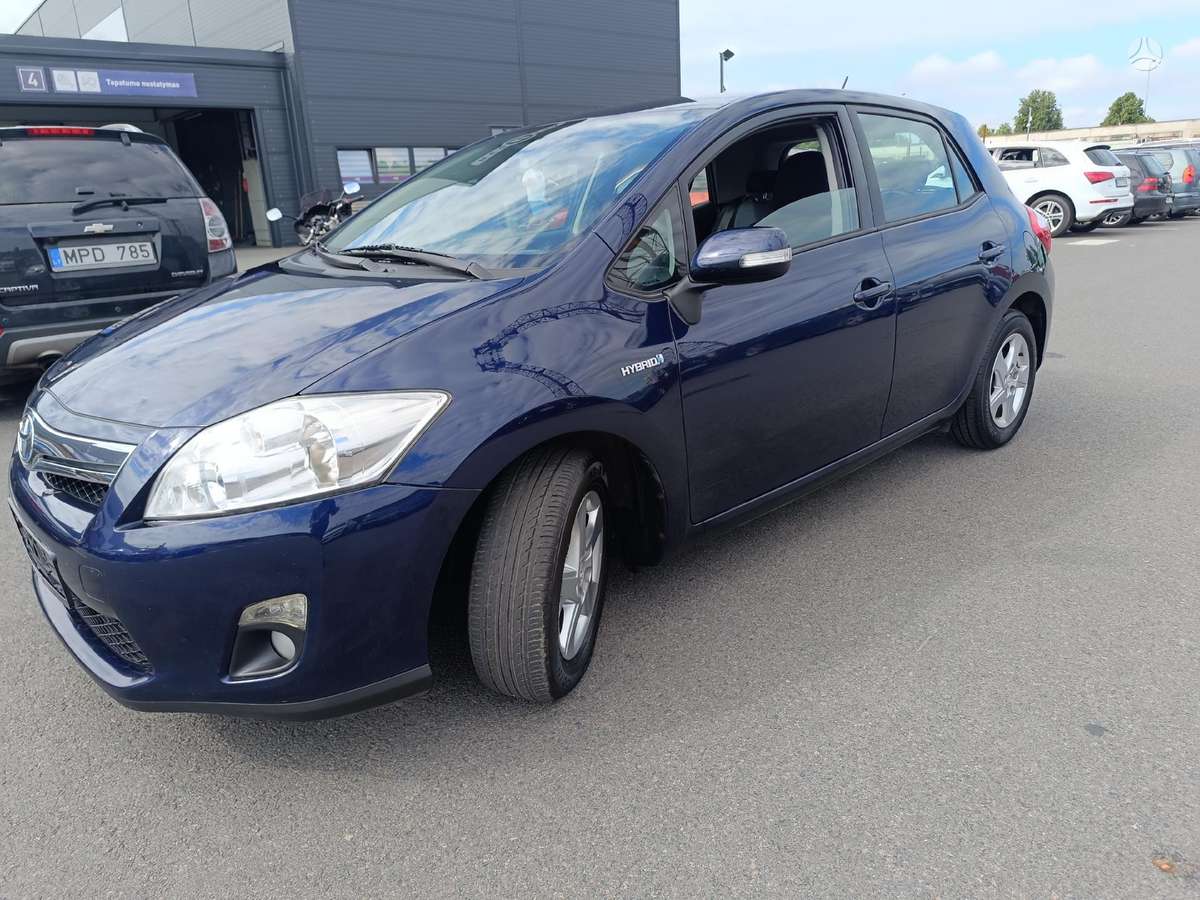 Toyota Auris - 2
