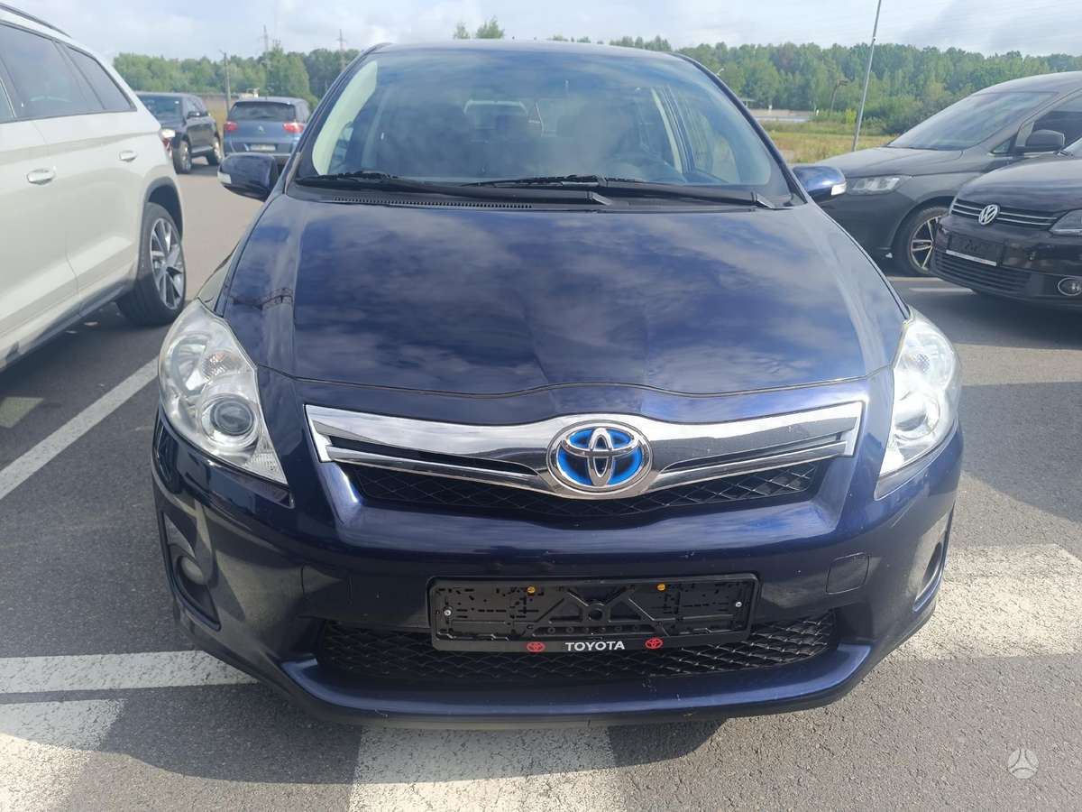 Toyota Auris - 10