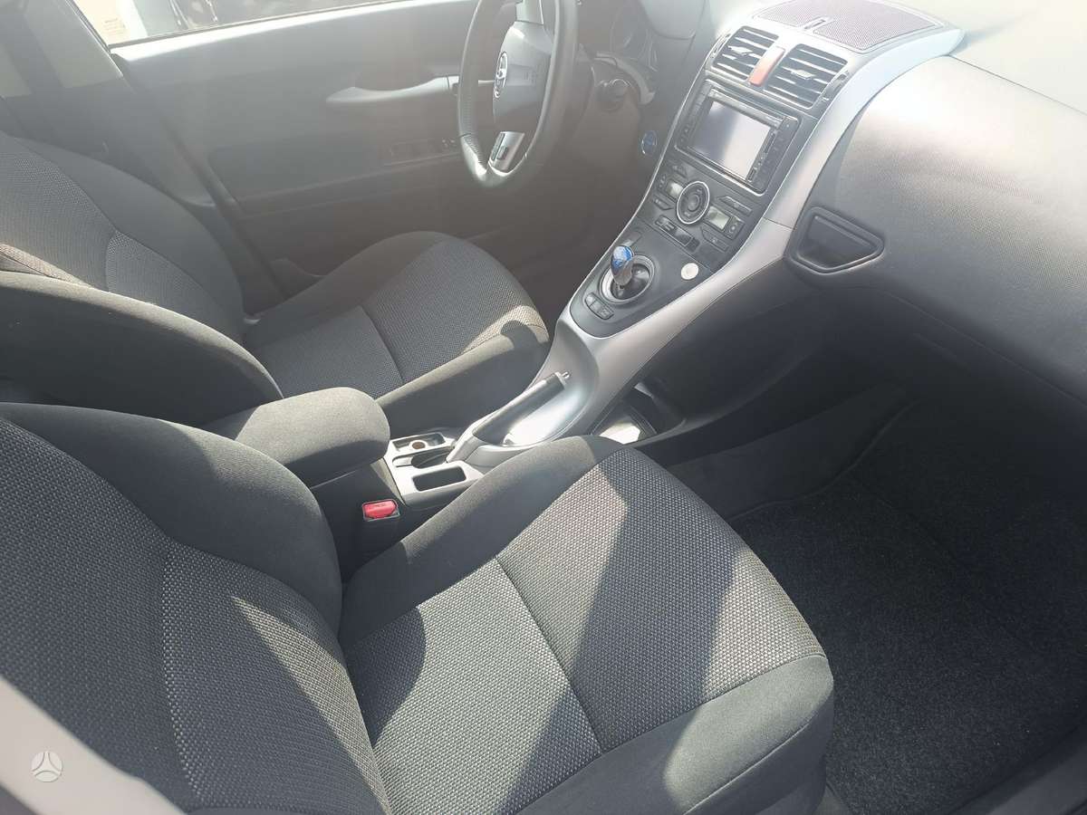 Toyota Auris - 12