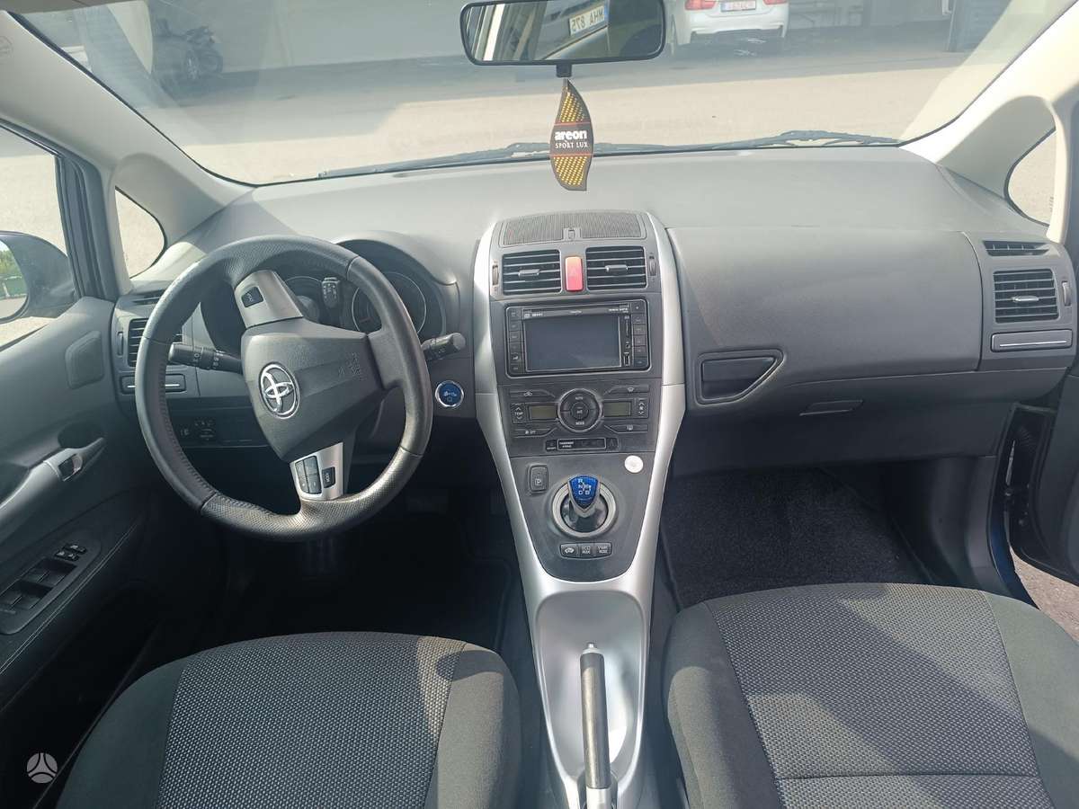 Toyota Auris, 1.8 l., hatchback