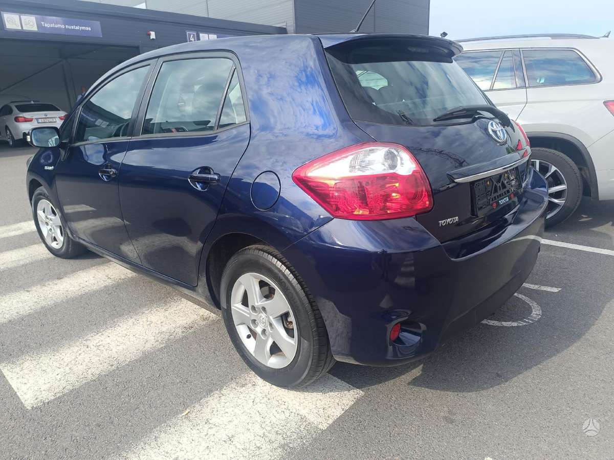 Toyota Auris, 1.8 l., hatchback