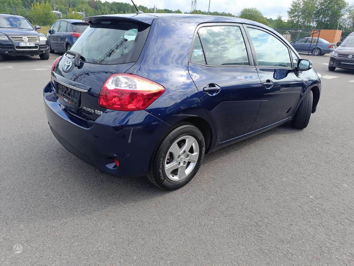 Toyota Auris, 1.8 l., hatchback