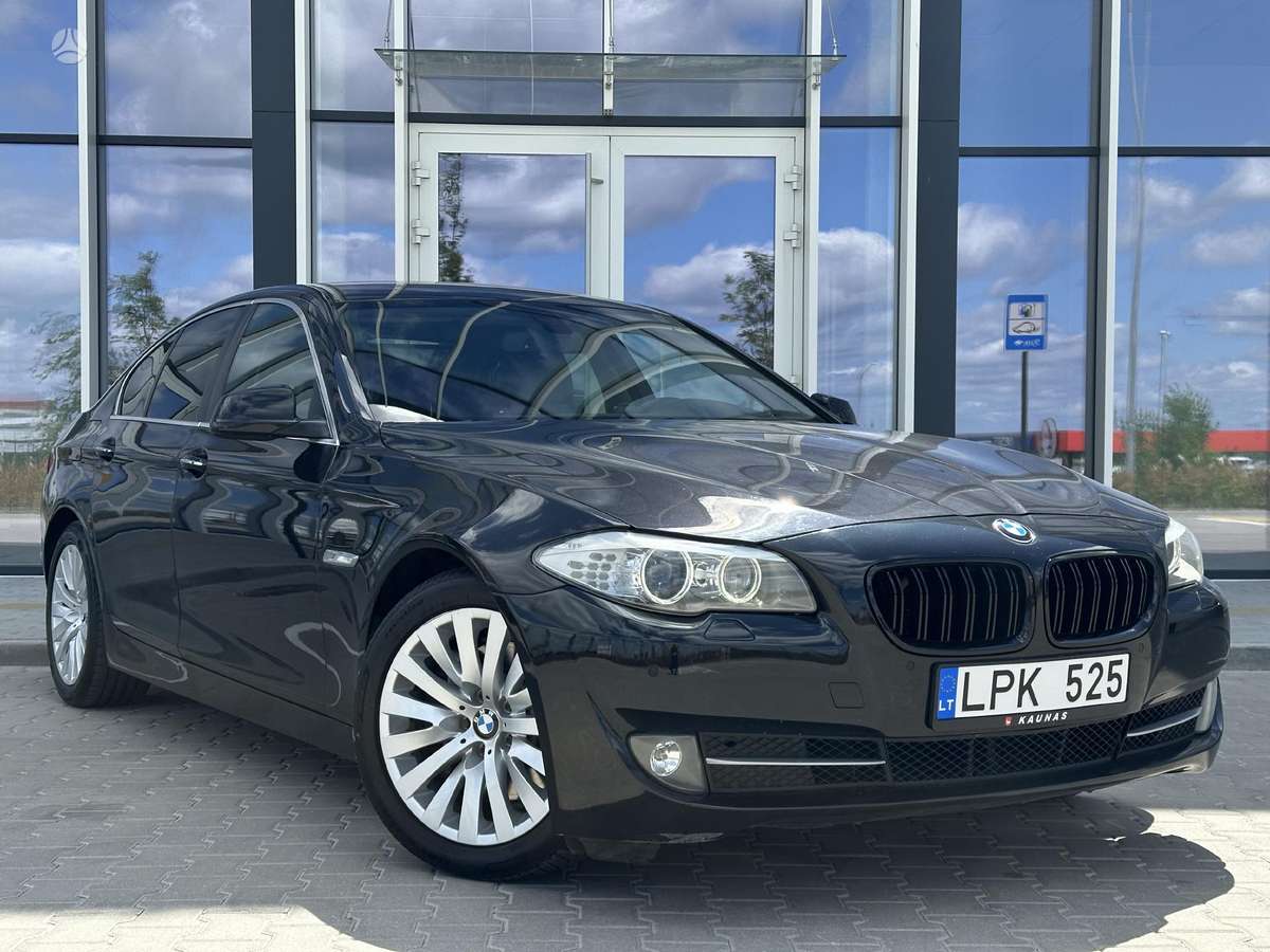 BMW 520, 2.0 l., Седан