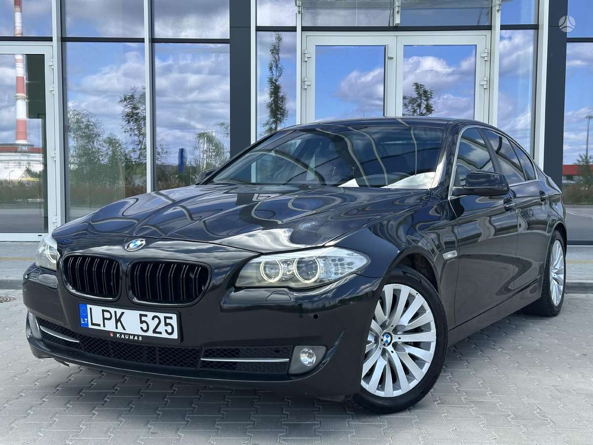 BMW 520, 2.0 l., Седан
