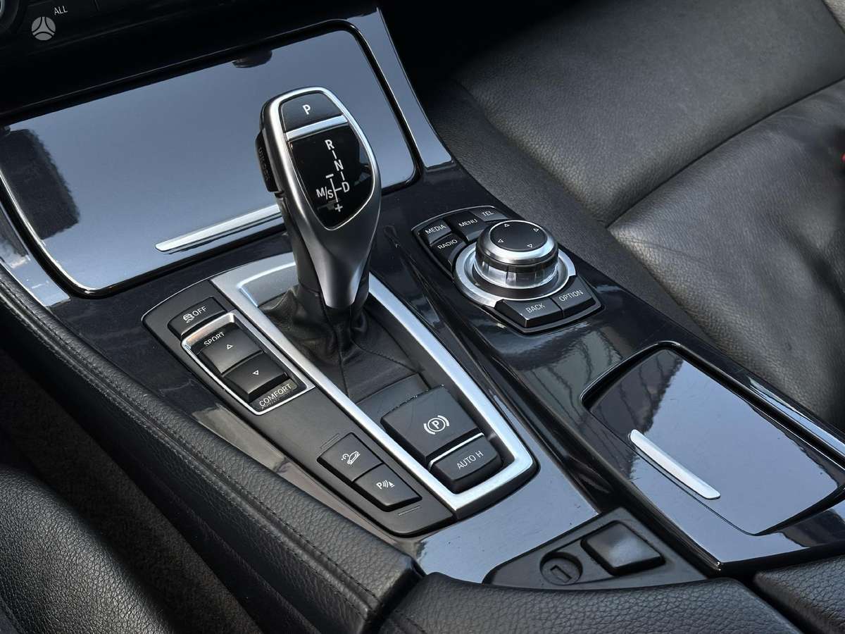 BMW 520, 2.0 l., Седан