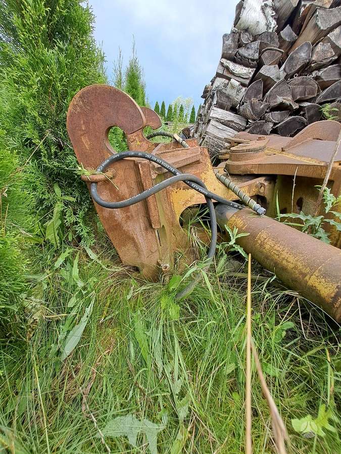 -Kita- Cw30, kaušai