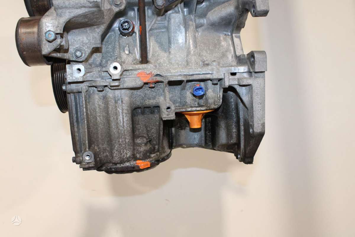 Nissan Micra, HR12, engine