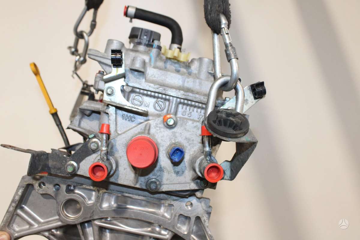 Nissan Micra, HR12, engine