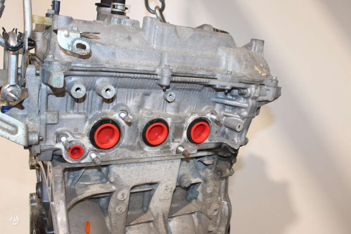 Nissan Micra, HR12, engine