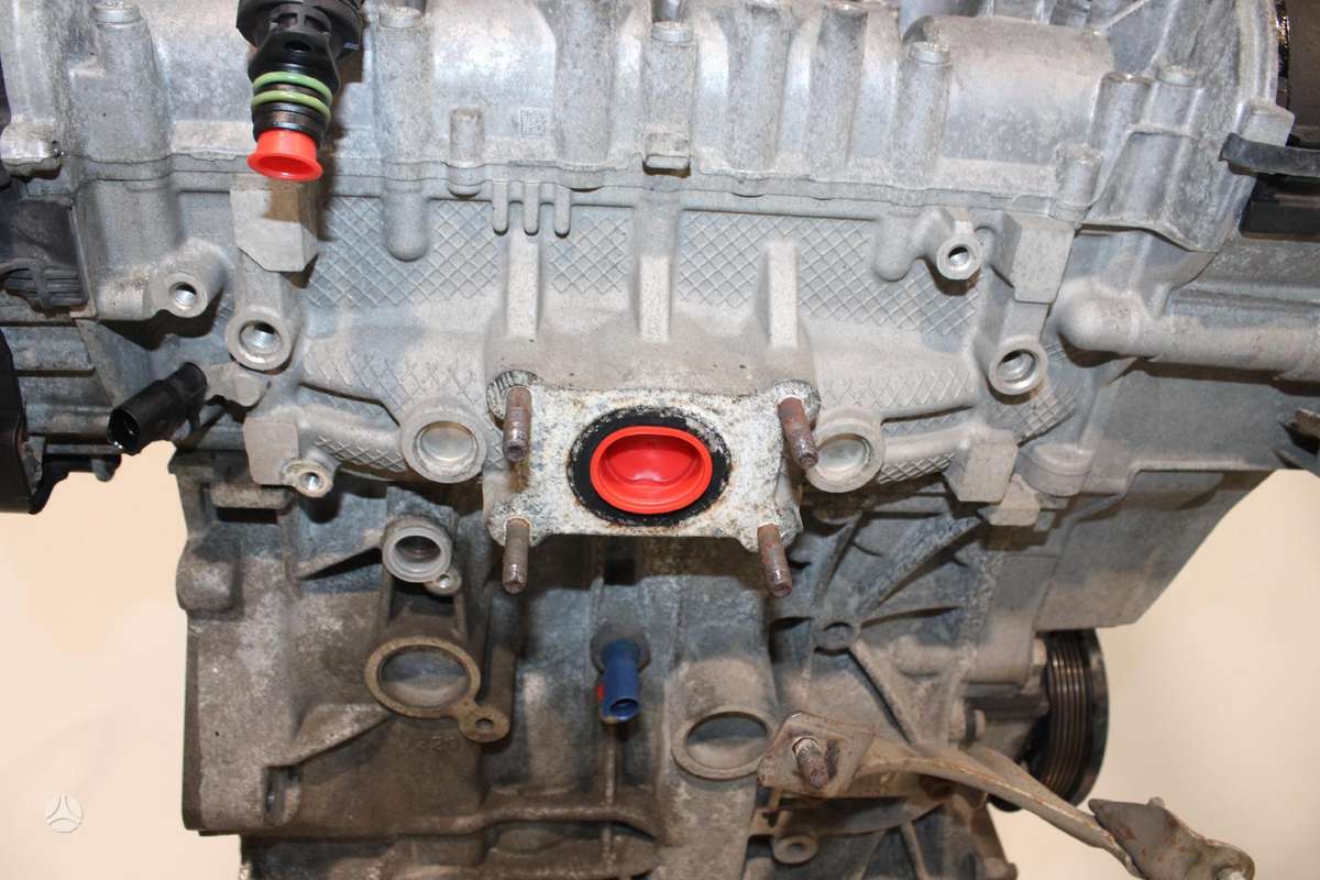 Volkswagen Golf, CZD, двигатель