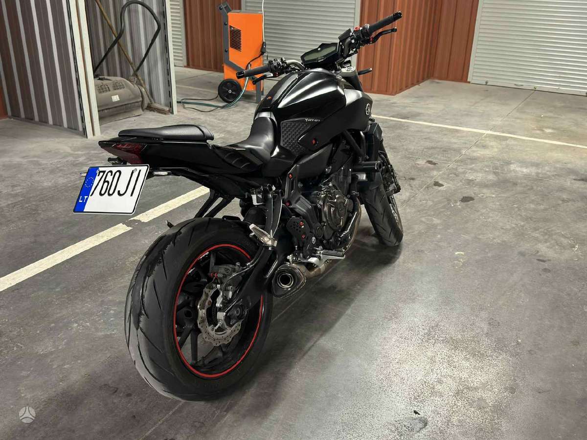 Yamaha MT 07 689cc, street / classic