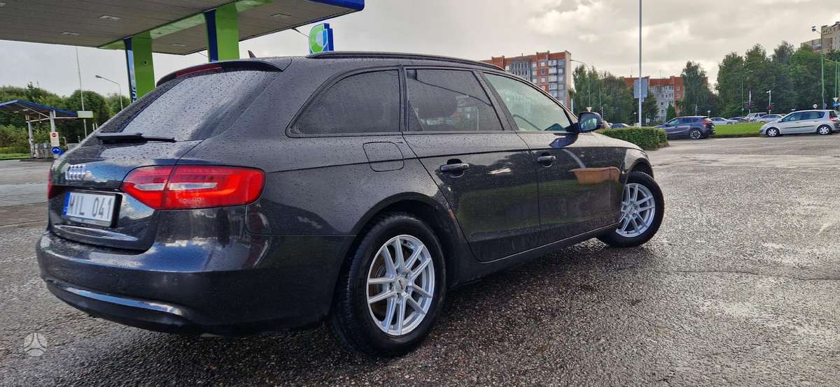Audi A4, 2.0 l., Универсал