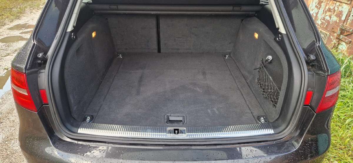 Audi A4, 2.0 l., universalas