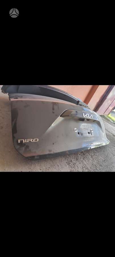 Kia Niro hood (front, rear)