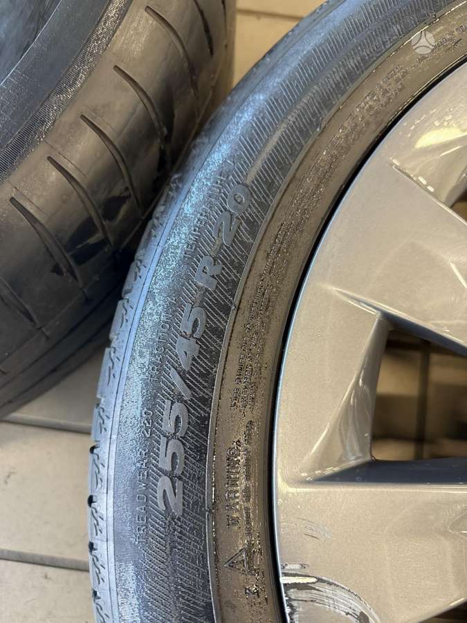 TESLA Model X R20, light alloy, R20