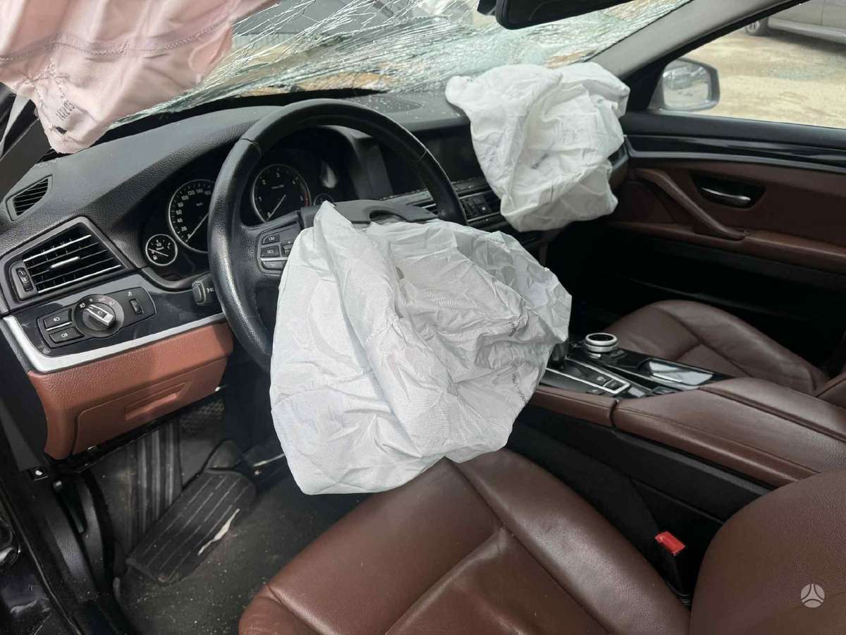 BMW 520 Spalvos kodas 475 variklio kodas n47d20c taip pat yra daugiau bm