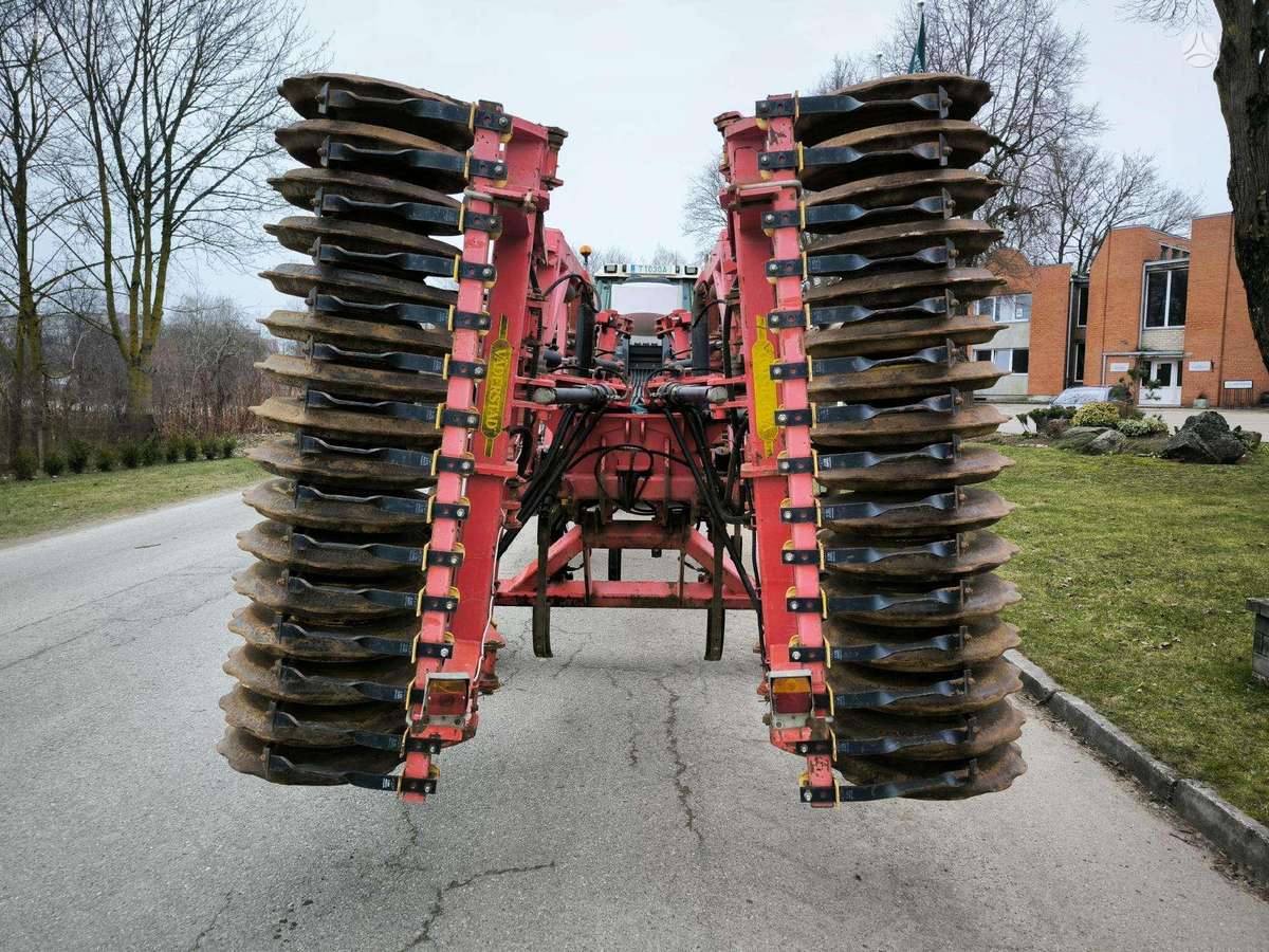Vaderstad Topdown 400, skutikai, purentuvai