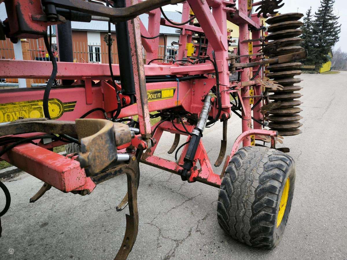 Vaderstad Topdown 400, skutikai, purentuvai