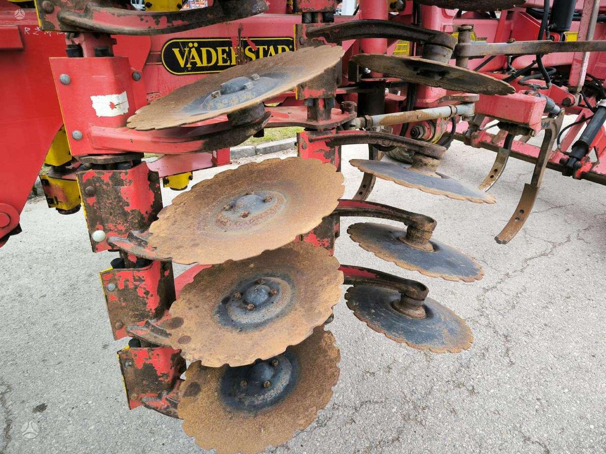 Vaderstad Topdown 400, скребки, скрубберы