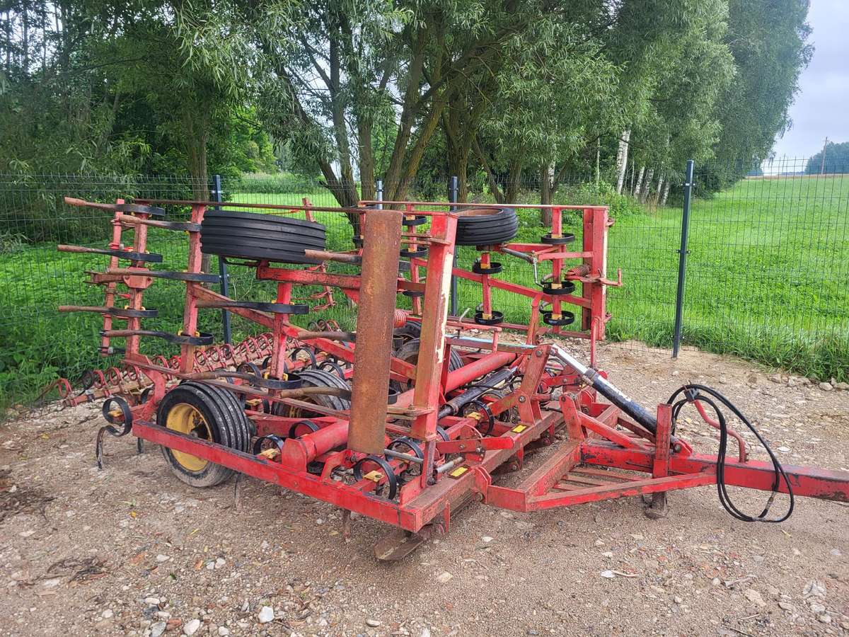 Vaderstad NZ450, kultivatoriai,akėčios