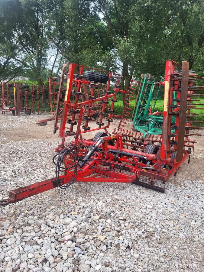Vaderstad NZ580, kultivatoriai,akėčios